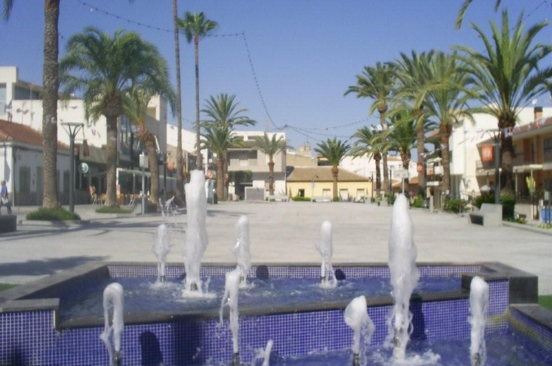 Retire in Spain: Seeking Peaceful, Non-Touristy Areas with Local Amenities